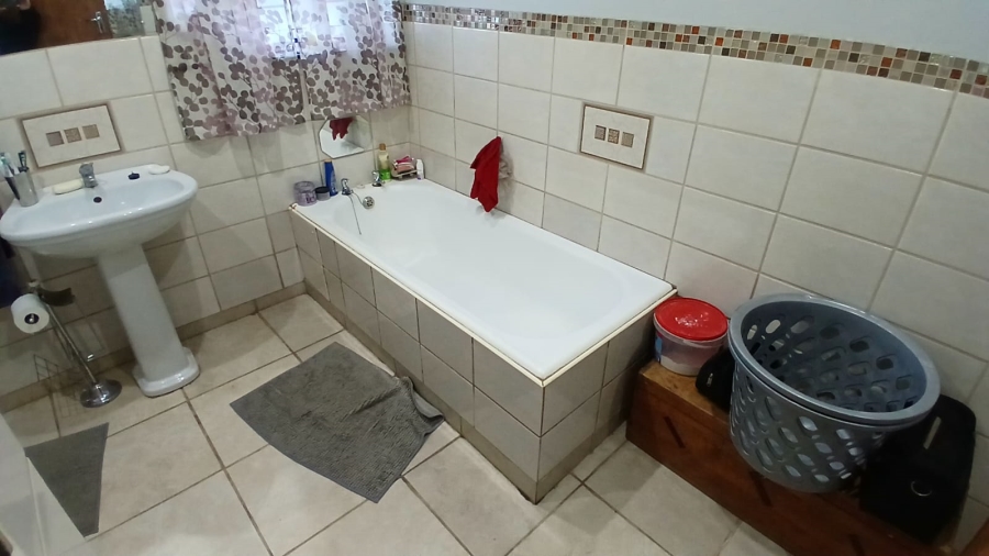 To Let 3 Bedroom Property for Rent in Fauna Free State